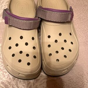 CROCS platform hikers cream color with Purple Strap W11